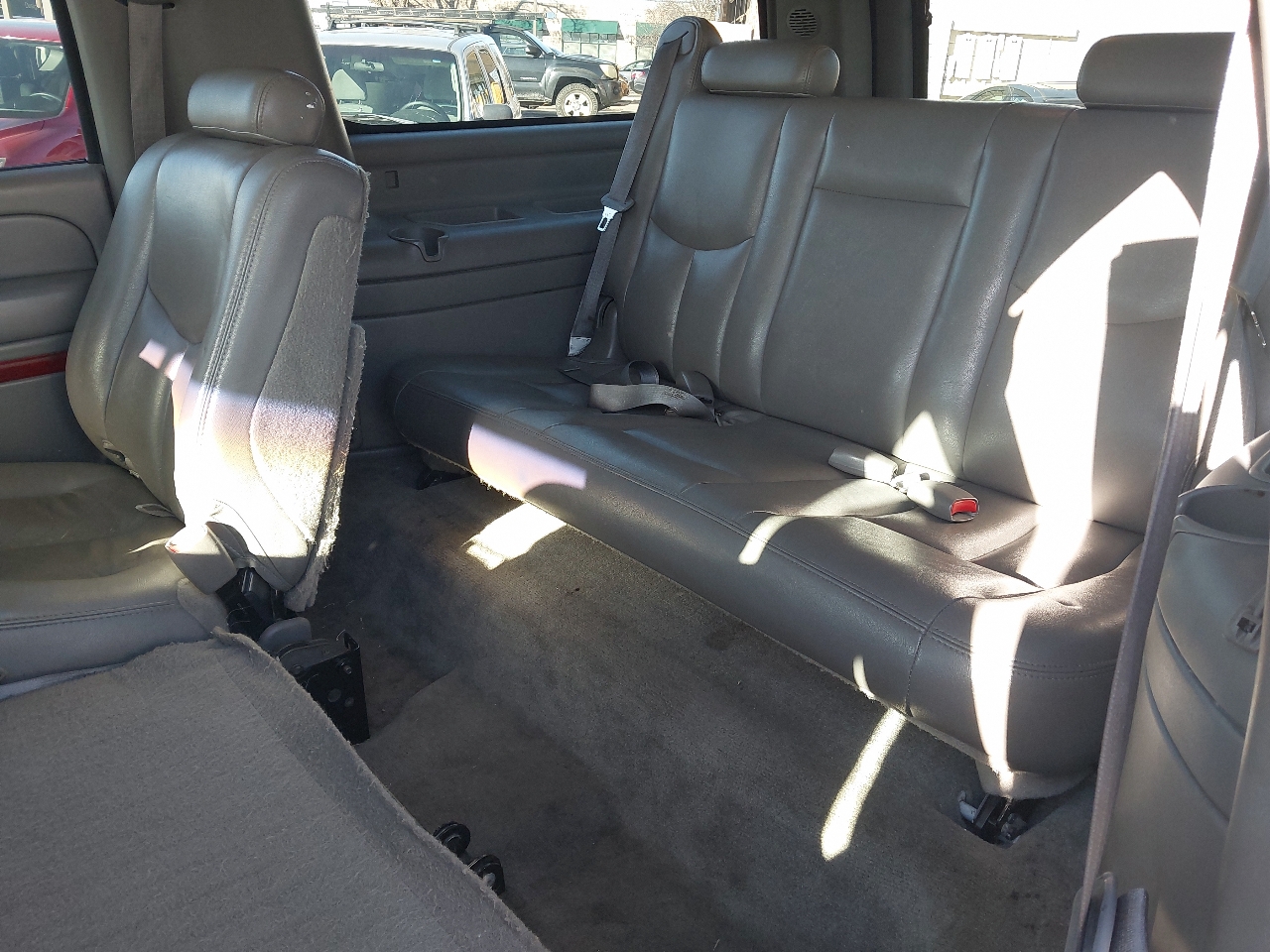 GMC Yukon XL 4dr 2500 4WD SLT 2004