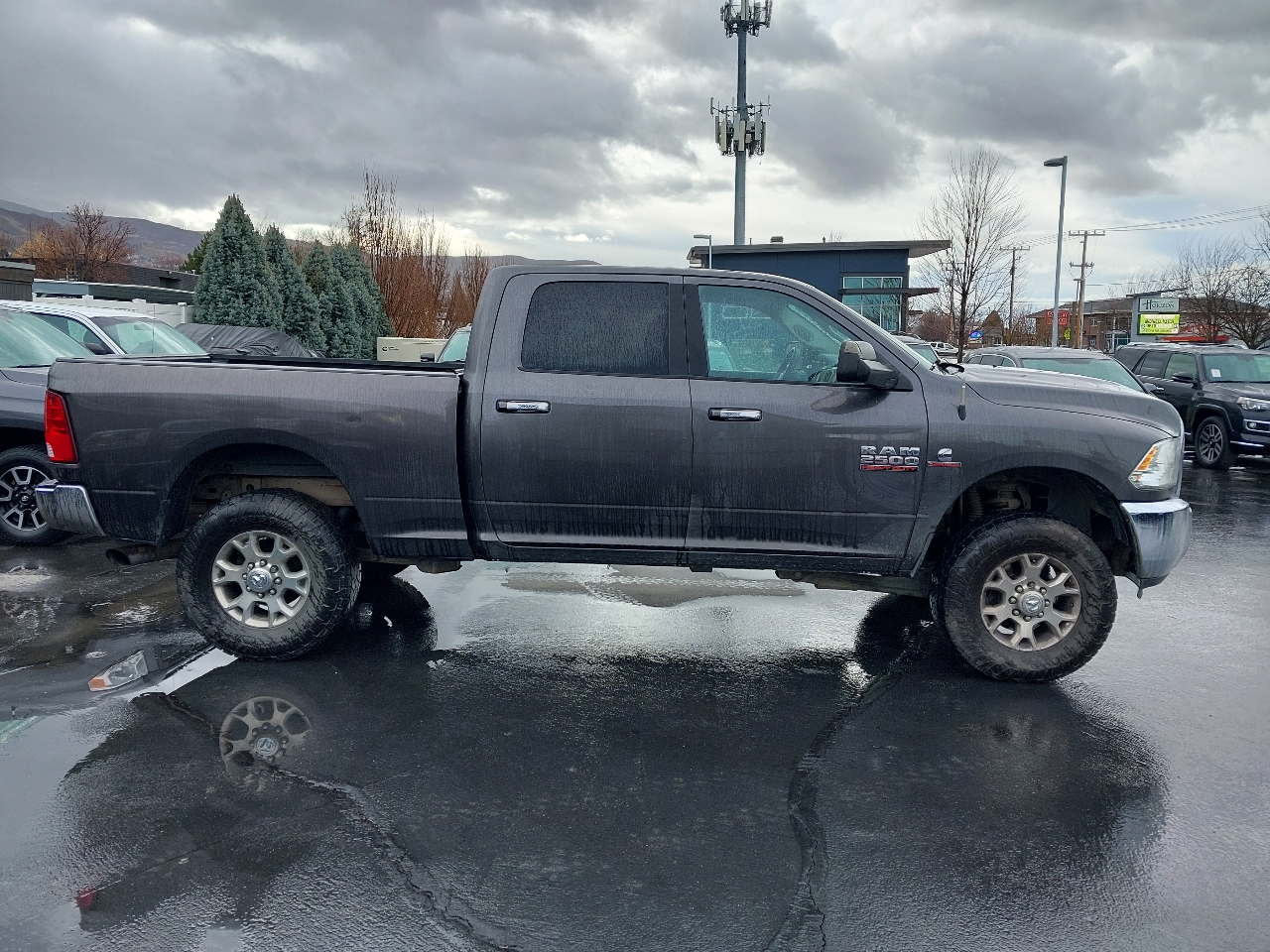 RAM 2500 4WD Crew Cab 149" SLT 2014