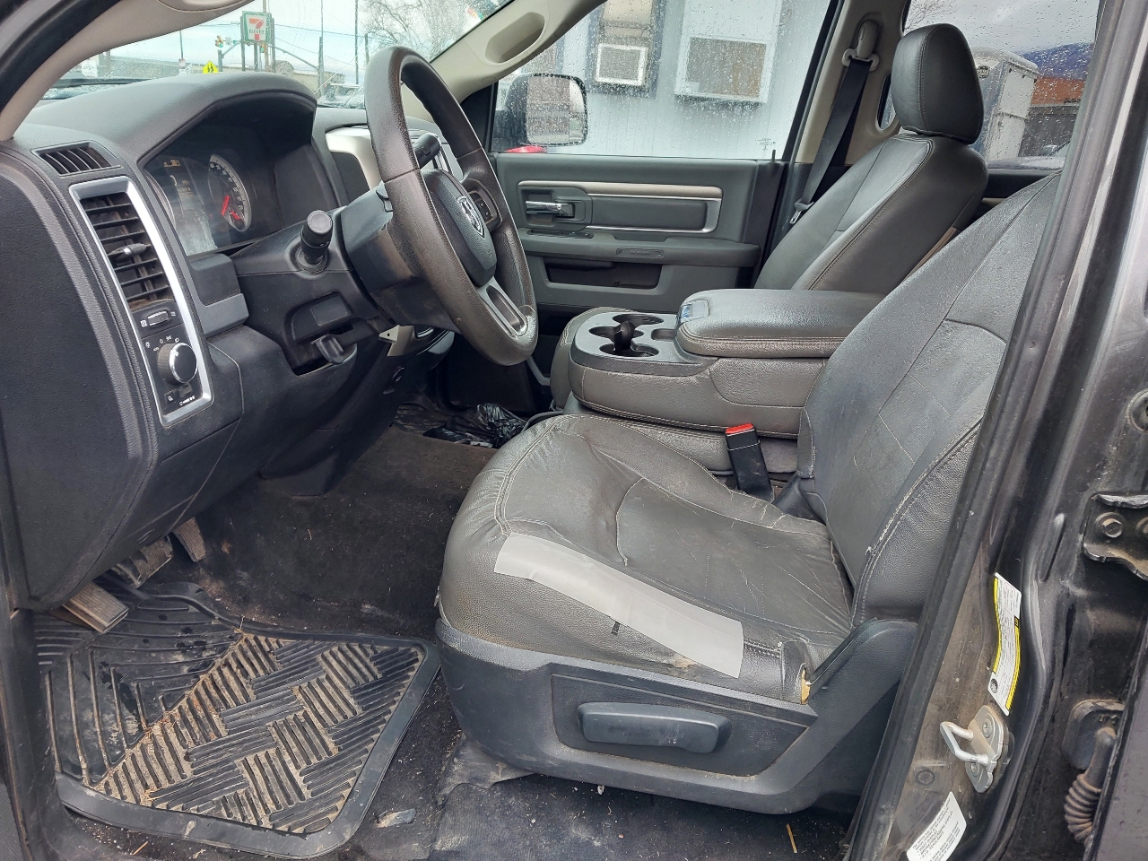 RAM 2500 4WD Crew Cab 149" SLT 2014