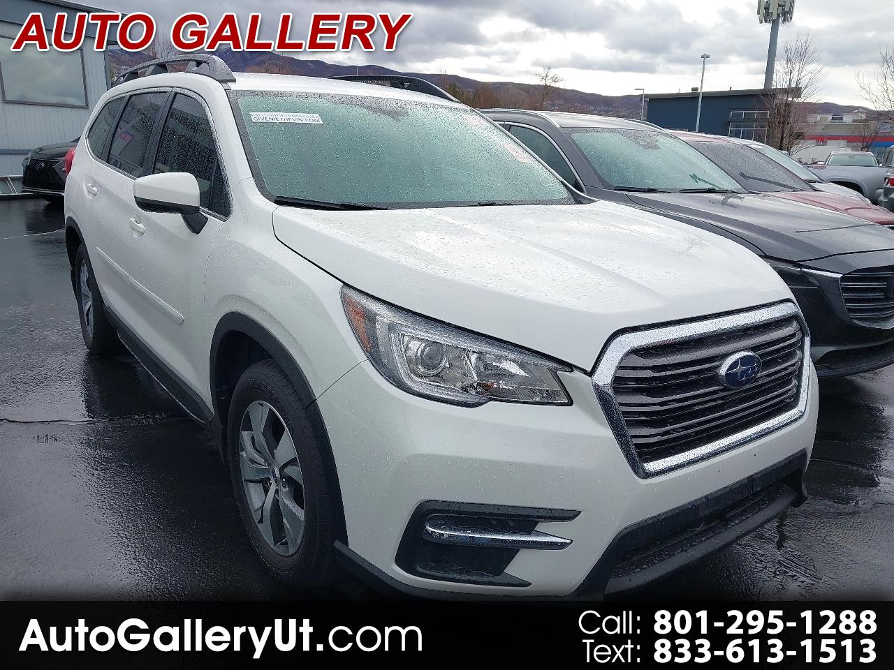 2019 Subaru Ascent Premium's photo