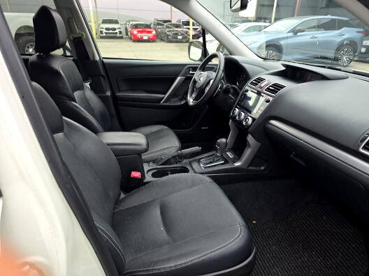 Subaru Forester 4dr CVT 2.0XT Touring 2016