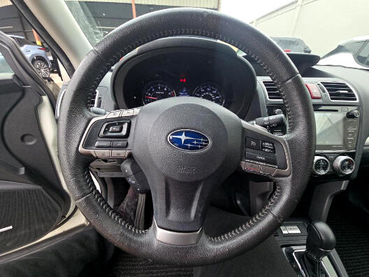 Subaru Forester 4dr CVT 2.0XT Touring 2016