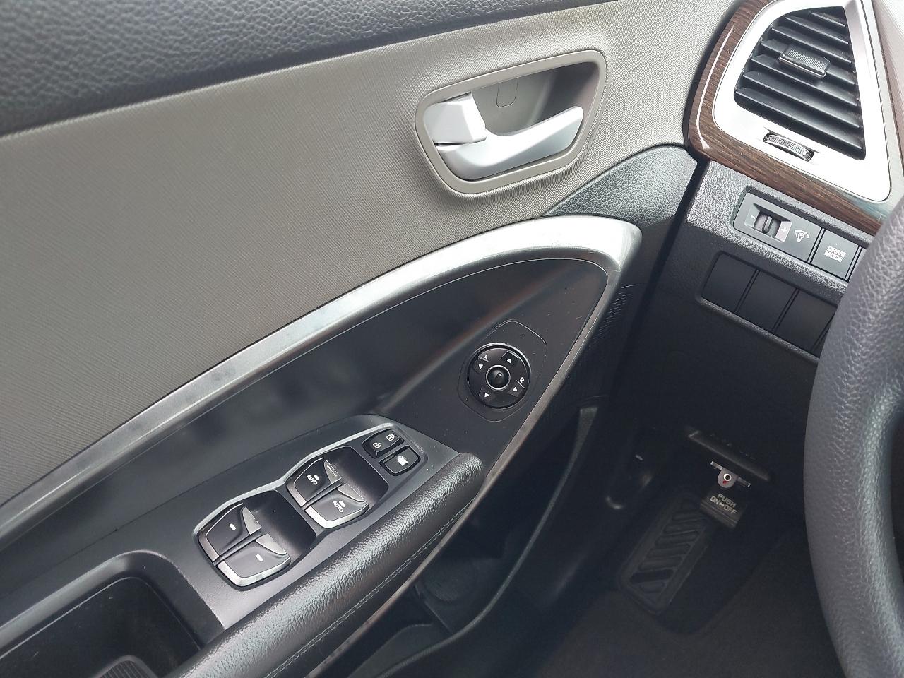 Hyundai Santa Fe Sport 2.4L Auto AWD 2017