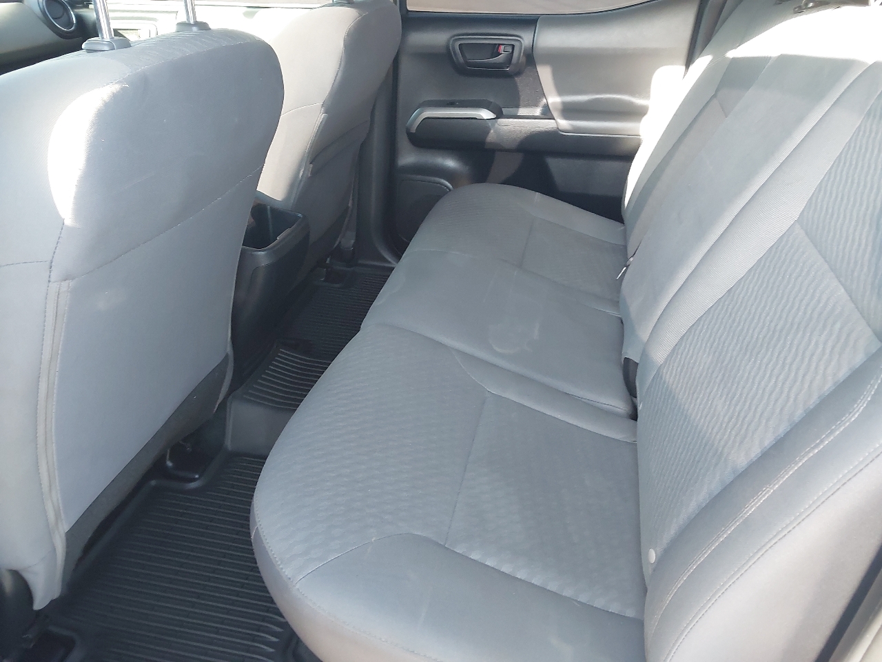 Toyota Tacoma 4WD SR5 Double Cab 5' Bed V6 AT (Natl) 2021