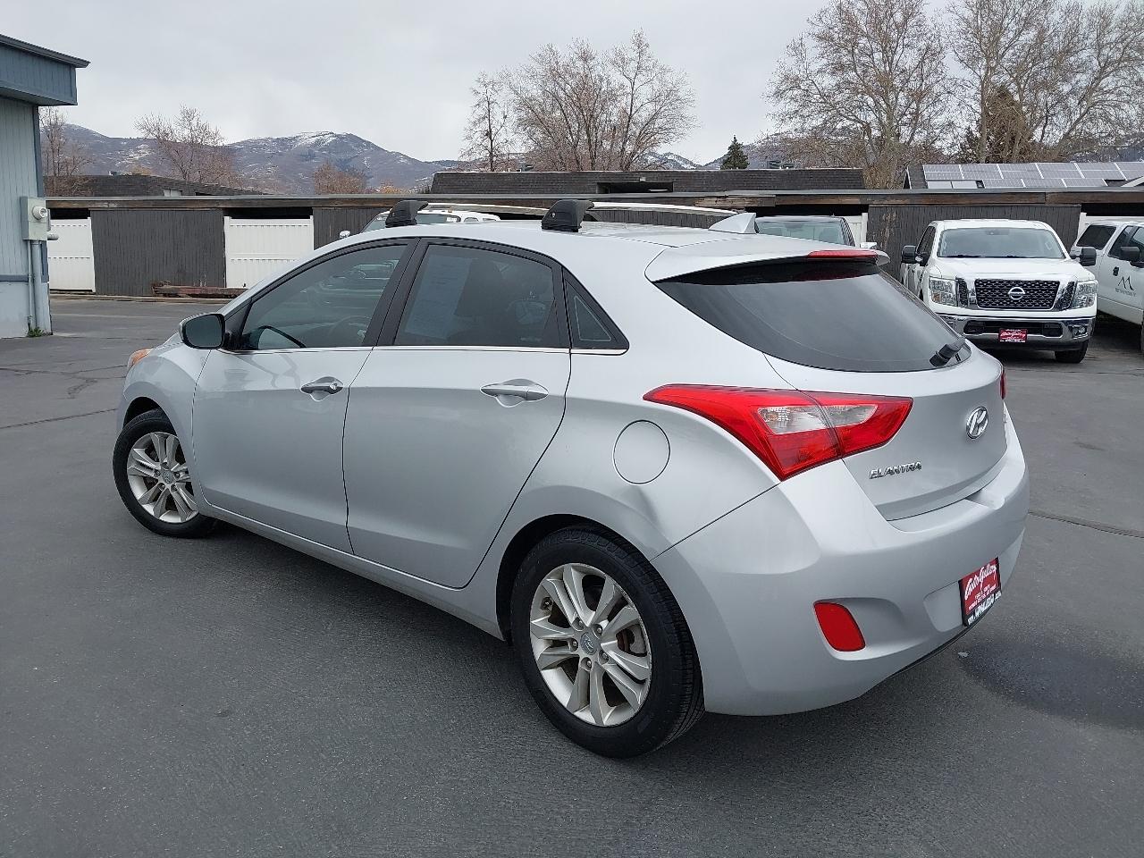 Hyundai Elantra GT 5dr HB Auto 2013