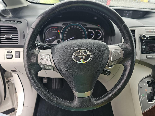 Toyota Venza 4dr Wgn V6 FWD XLE (Natl) 2012