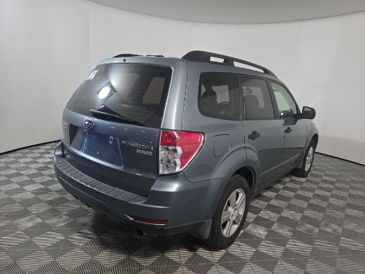 Subaru Forester 4dr Auto 2.5X w/Alloy Wheel Value Pkg 2011