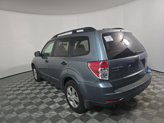 Subaru Forester 4dr Auto 2.5X w/Alloy Wheel Value Pkg 2011