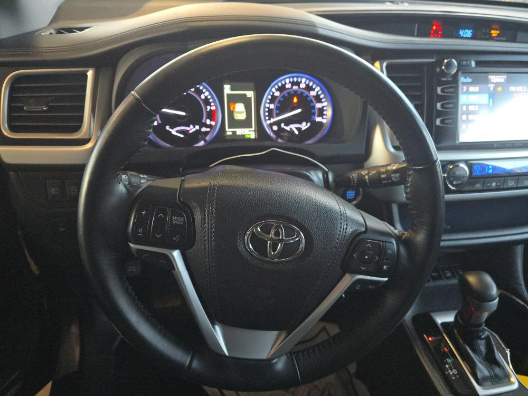 Toyota Highlander XLE V6 AWD (Natl) 2018