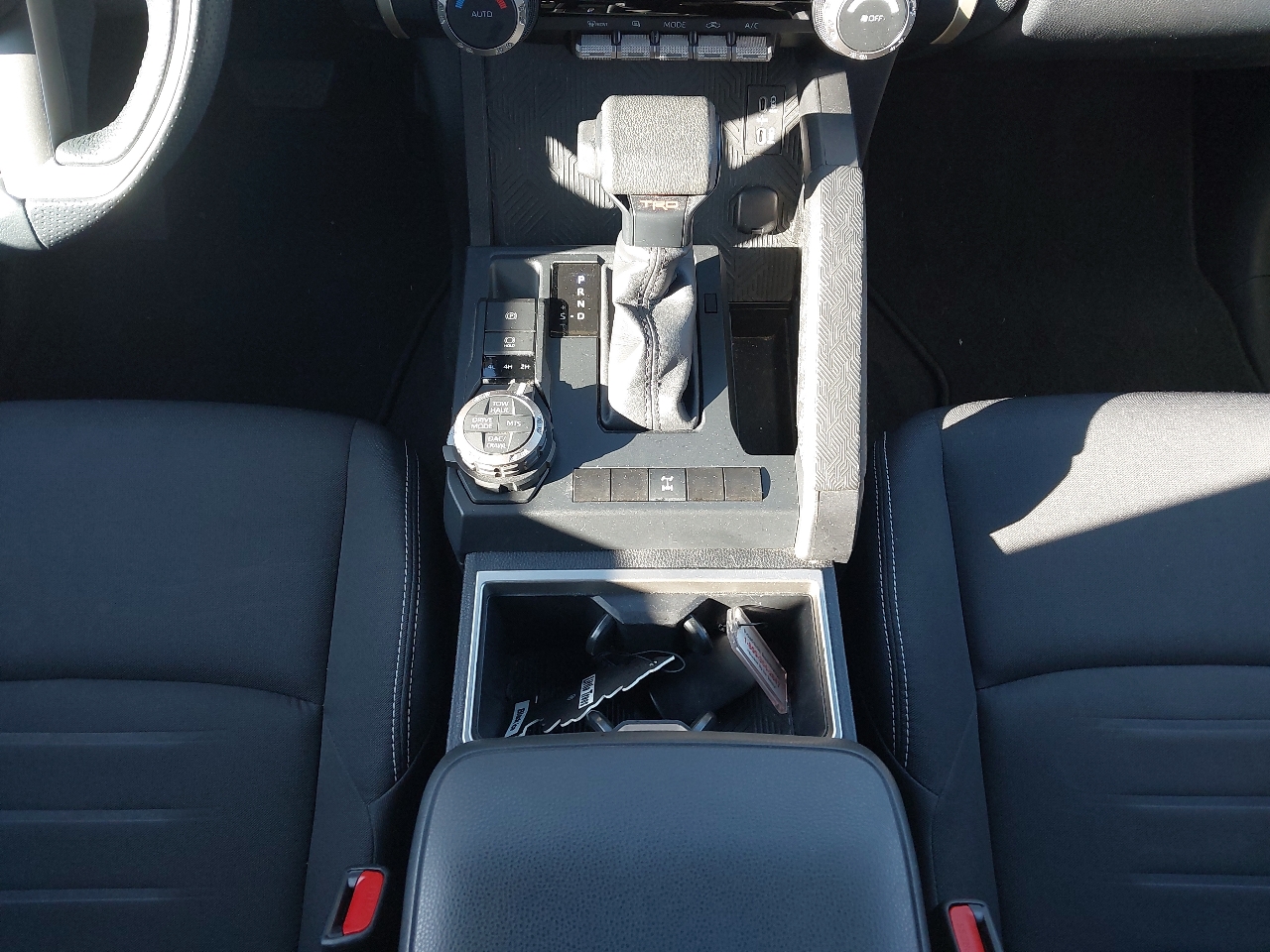 Toyota Tacoma 4WD TRD Off Road Double Cab 5' Bed MT (Natl) 2024