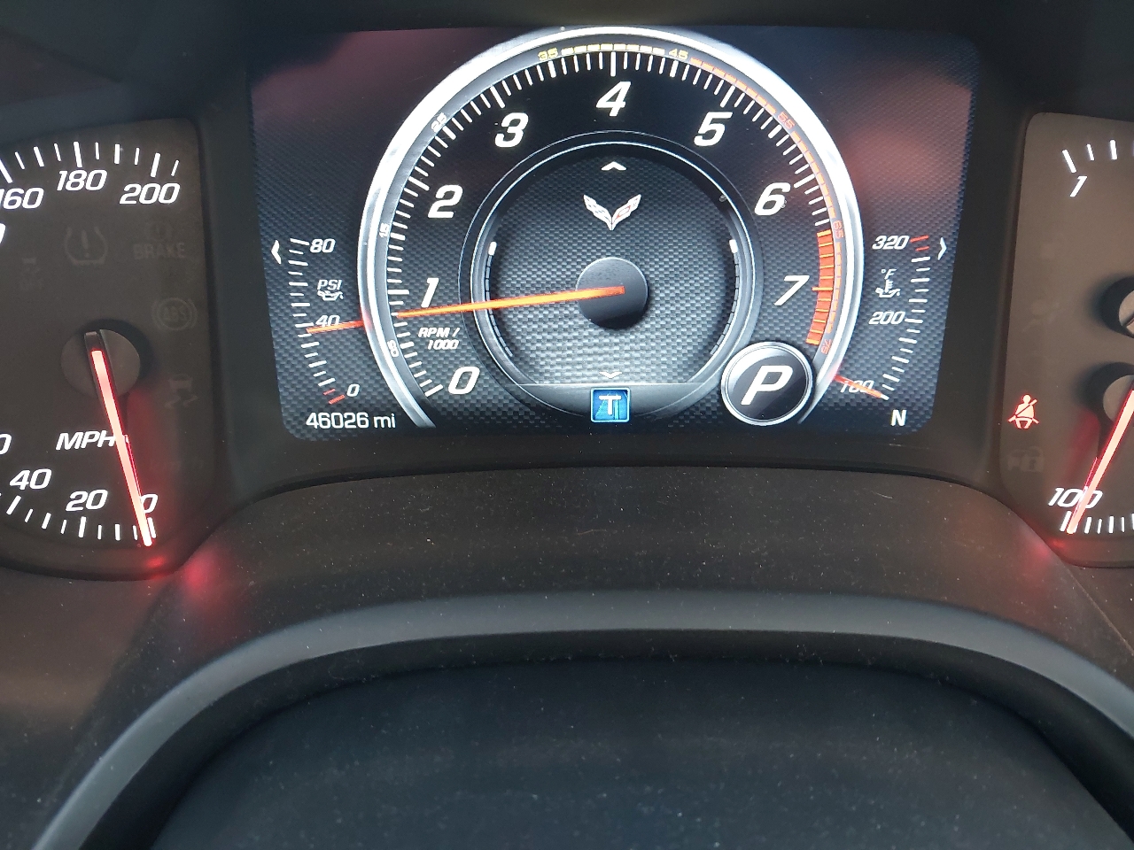 Chevrolet Corvette 2dr Stingray Z51 Cpe w/2LT 2016