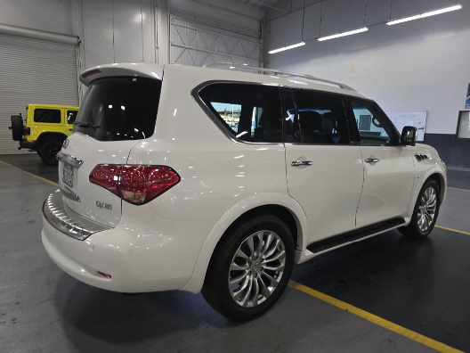 Infiniti QX80 4WD 4dr 2016