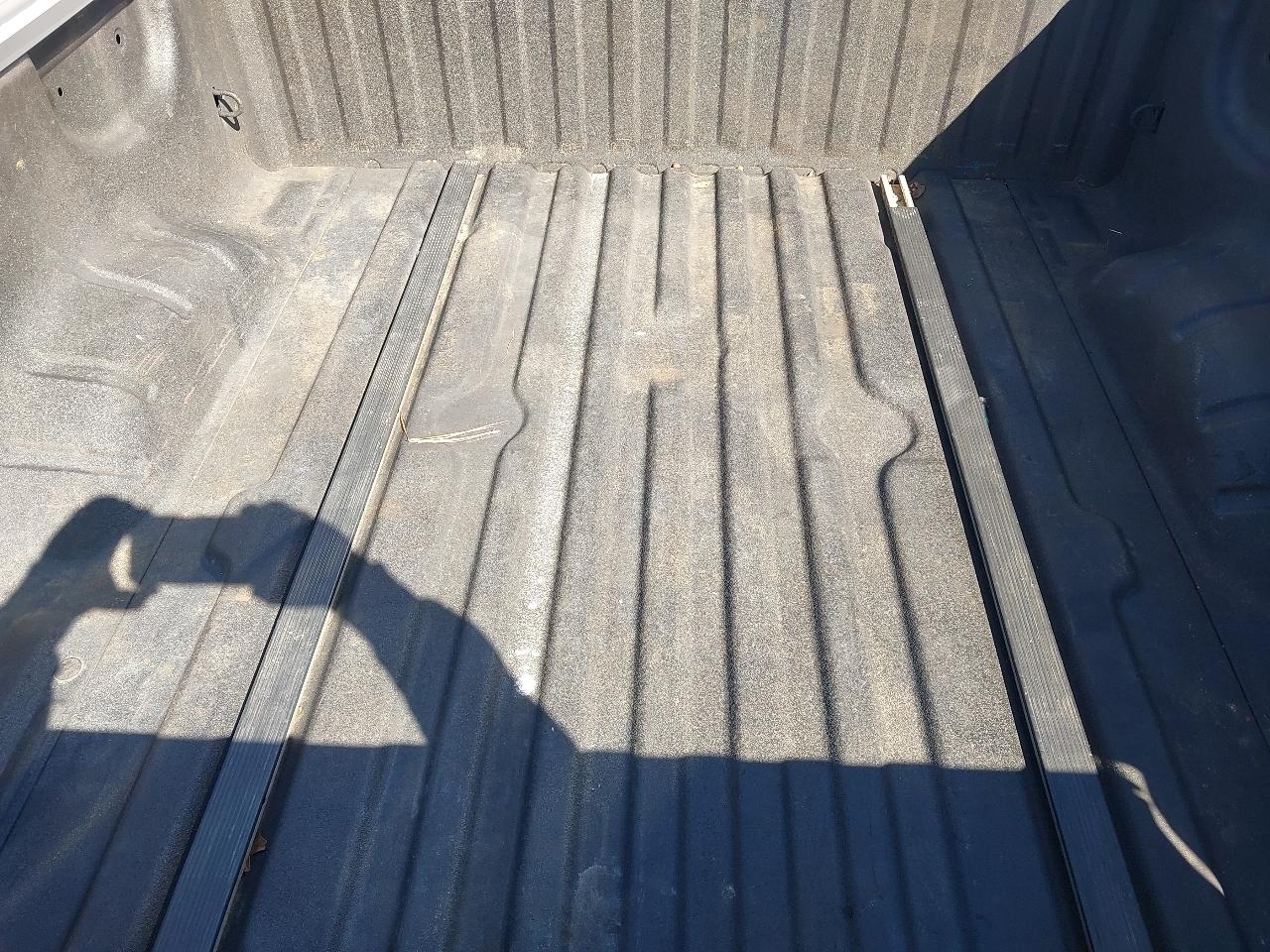 Nissan Titan 4x4 Crew Cab SV 2017