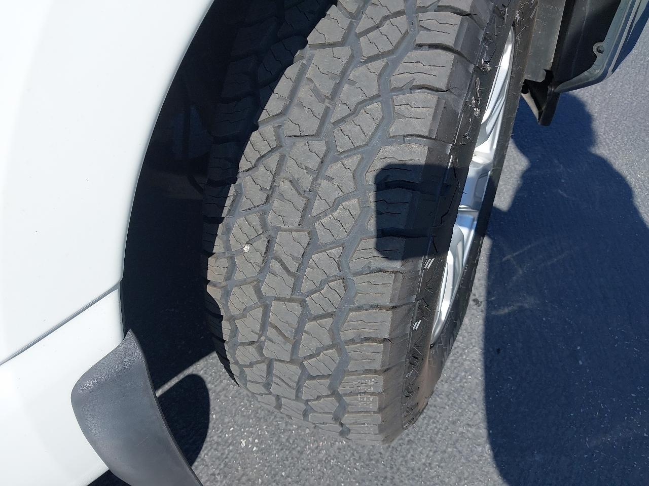 Nissan Titan 4x4 Crew Cab SV 2017