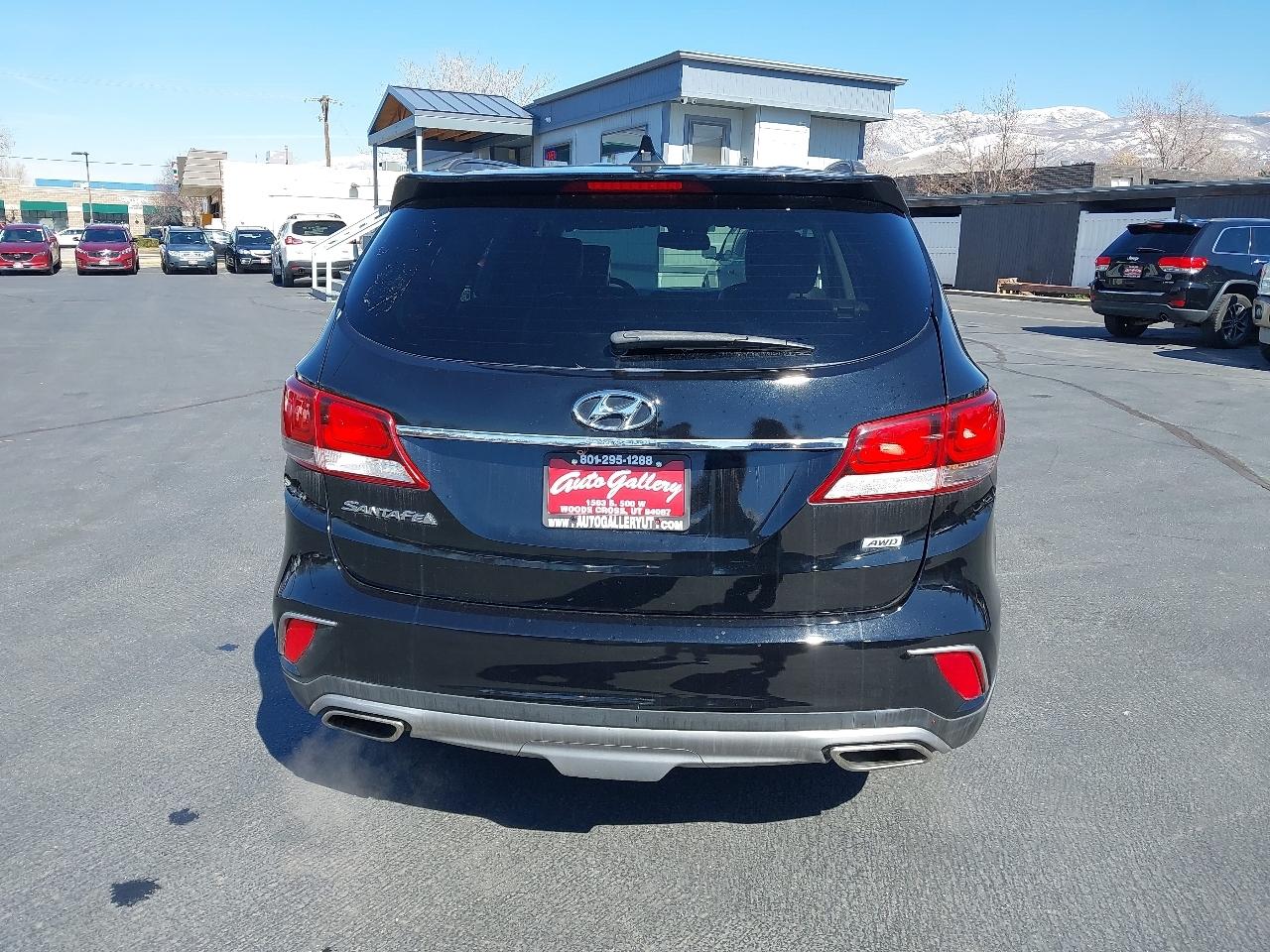 Hyundai Santa Fe SE 3.3L Auto AWD 2017