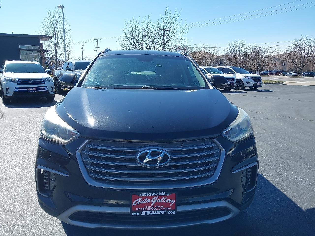Hyundai Santa Fe SE 3.3L Auto AWD 2017