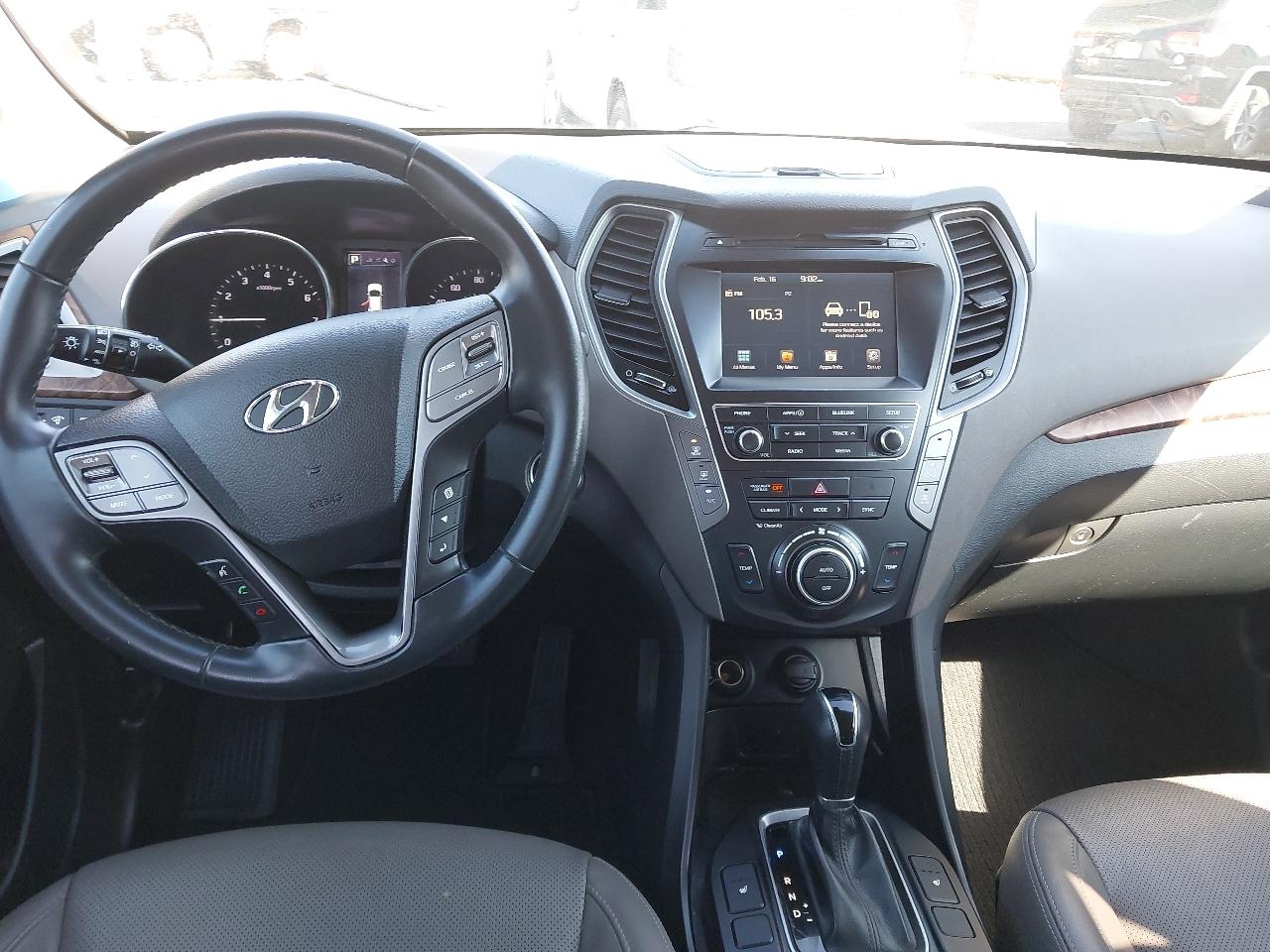 Hyundai Santa Fe SE 3.3L Auto AWD 2017