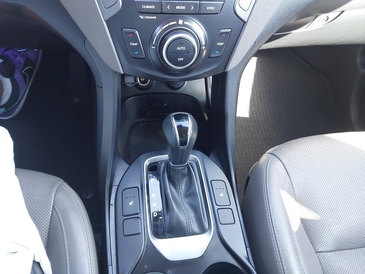 Hyundai Santa Fe SE 3.3L Auto AWD 2017