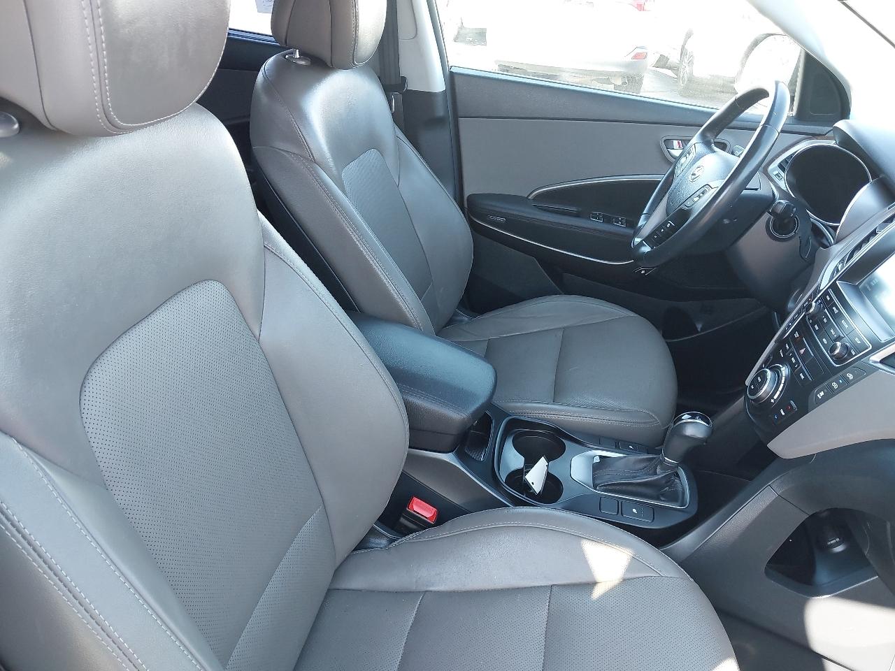 Hyundai Santa Fe SE 3.3L Auto AWD 2017