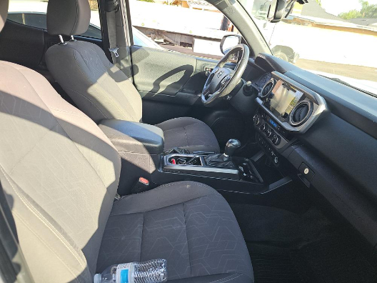 Toyota Tacoma TRD Sport Double Cab 6' Bed V6 4x4 AT (Natl) 2017