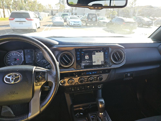 Toyota Tacoma TRD Sport Double Cab 6' Bed V6 4x4 AT (Natl) 2017