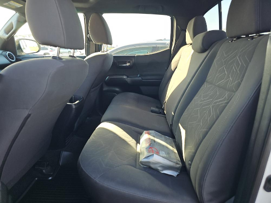 Toyota Tacoma TRD Sport Double Cab 6' Bed V6 4x4 AT (Natl) 2017