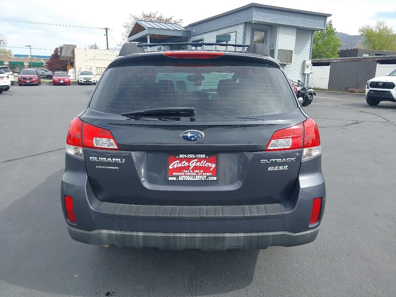 Subaru Outback 4dr Wgn H4 Auto 2.5i 2011