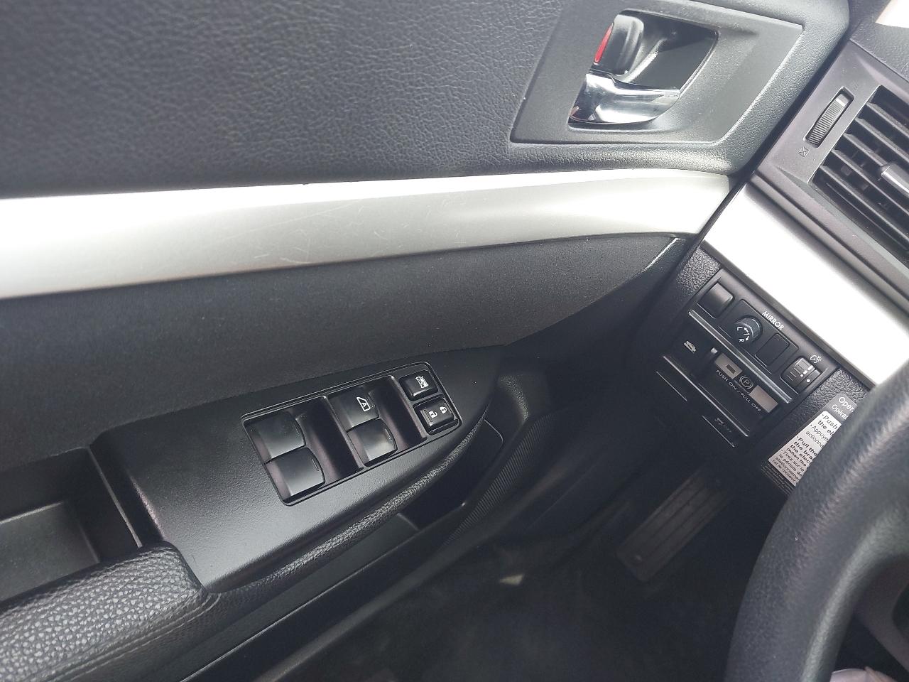 Subaru Outback 4dr Wgn H4 Auto 2.5i 2011