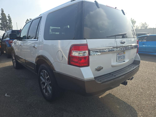 Ford Expedition 4WD 4dr King Ranch 2016