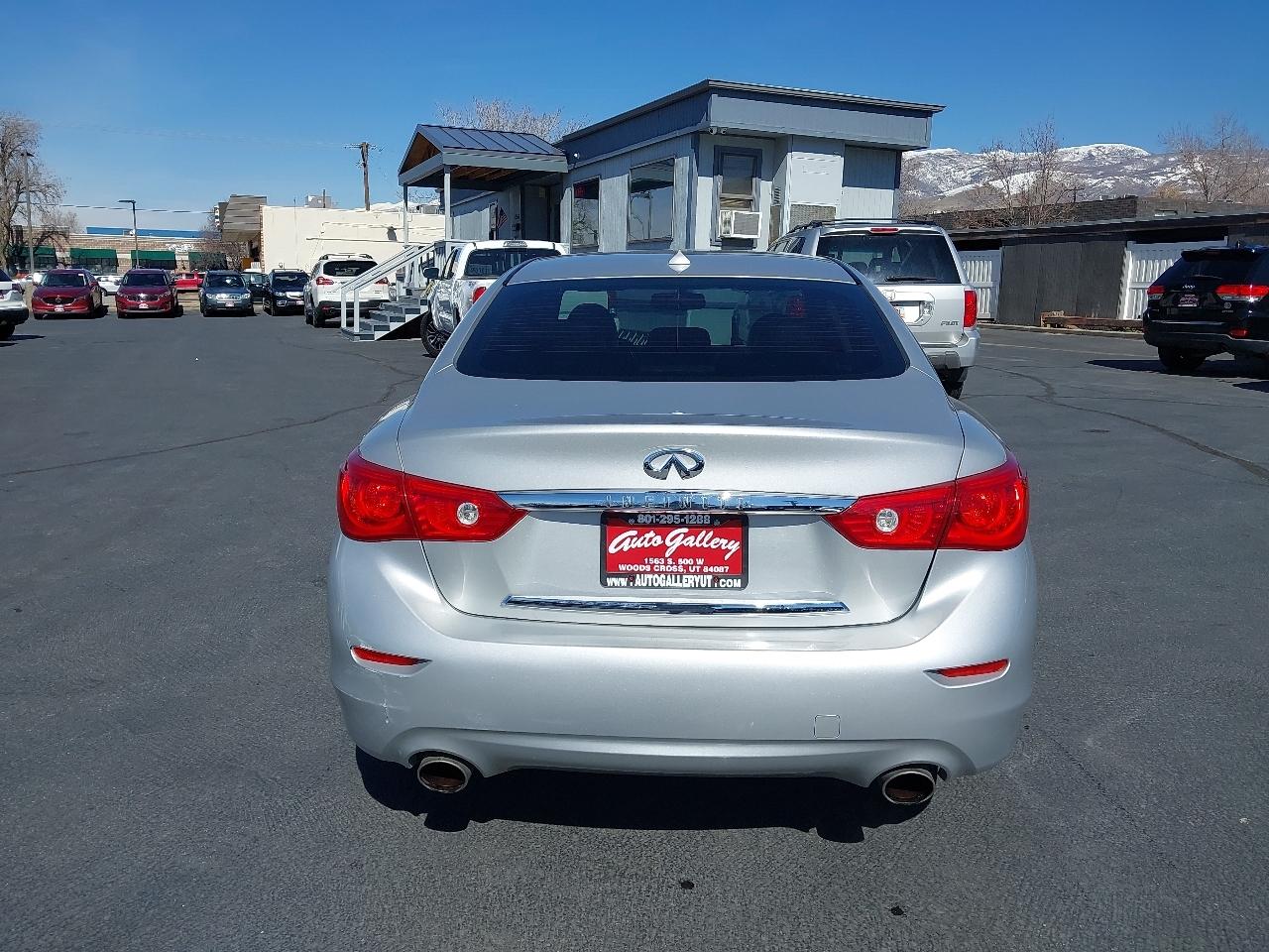 Infiniti Q50 4dr Sdn Premium AWD 2014
