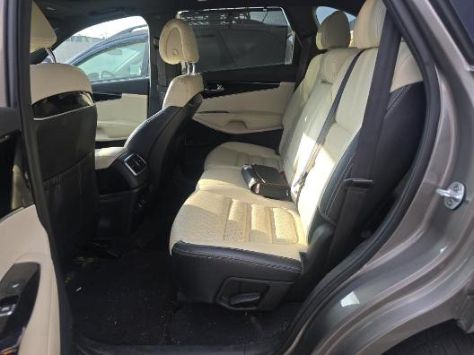 Kia Sorento AWD 4dr 3.3L SXL 2016