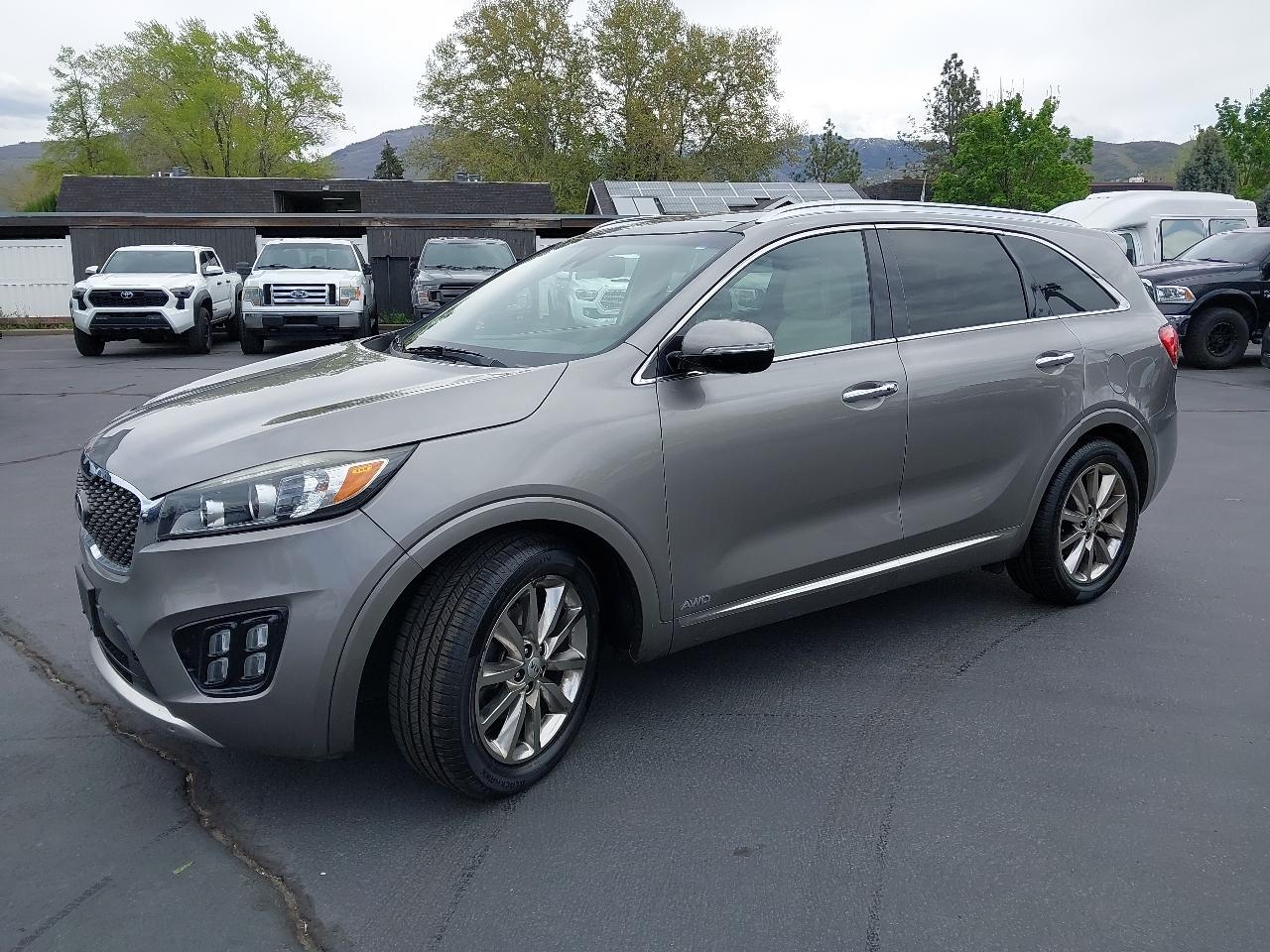 Kia Sorento AWD 4dr 3.3L SXL 2016