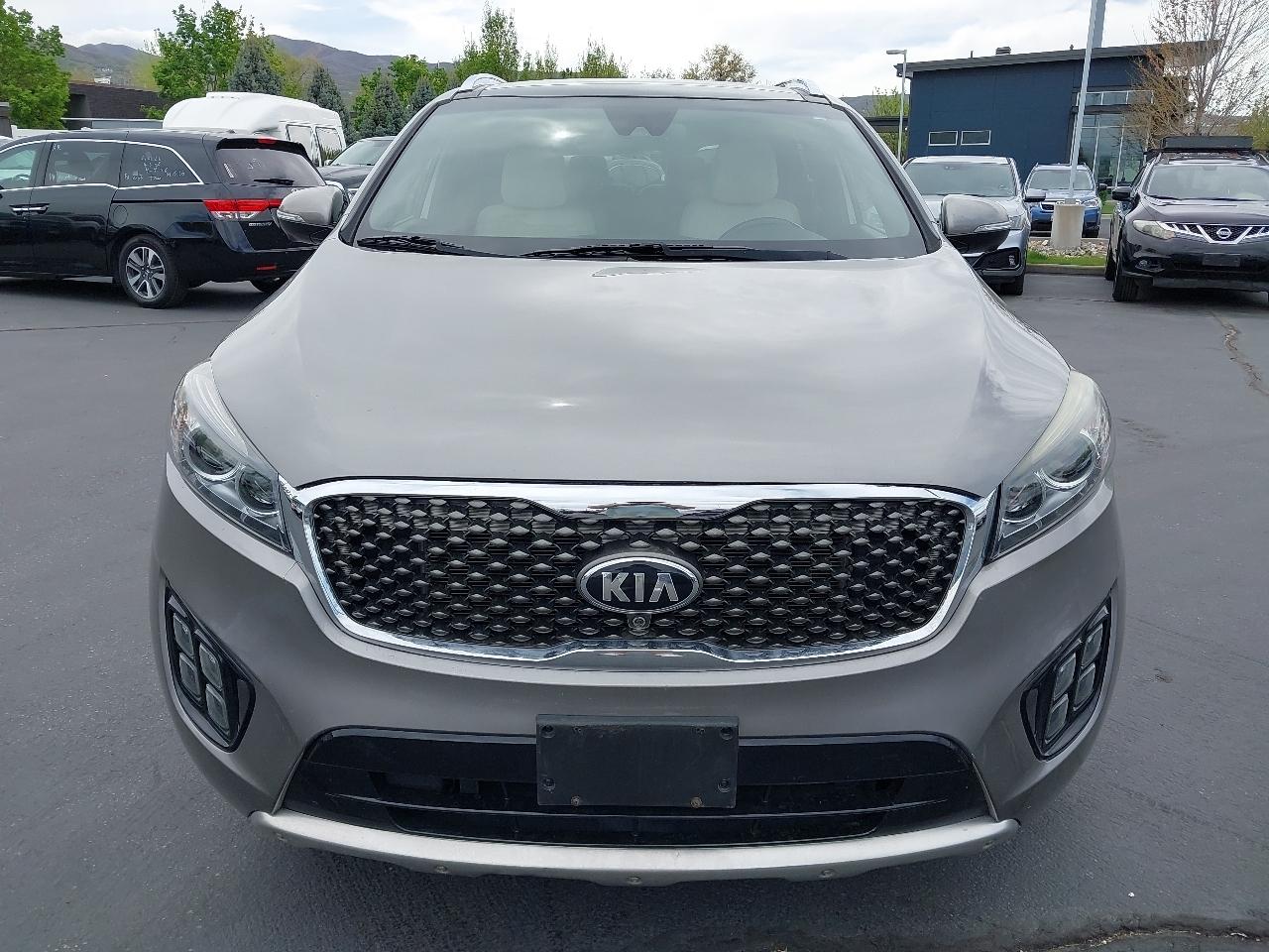 Kia Sorento AWD 4dr 3.3L SXL 2016