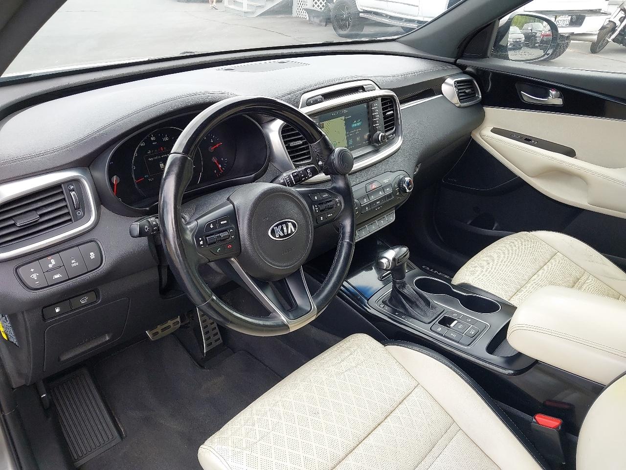 Kia Sorento AWD 4dr 3.3L SXL 2016