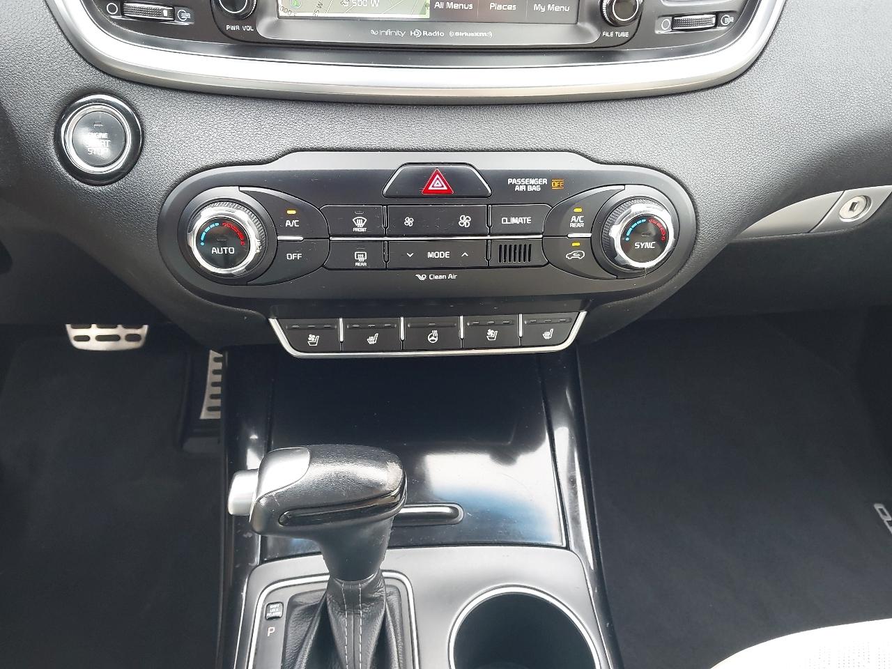 Kia Sorento AWD 4dr 3.3L SXL 2016