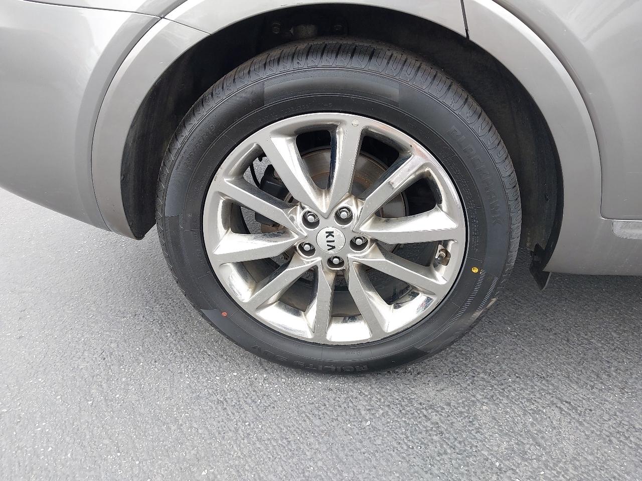 Kia Sorento AWD 4dr 3.3L SXL 2016