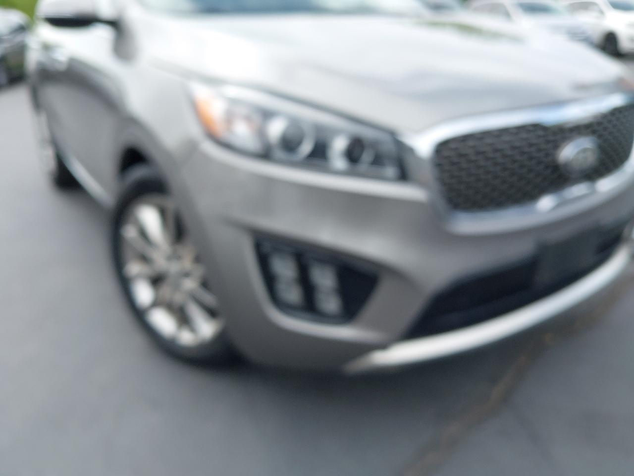 Kia Sorento AWD 4dr 3.3L SXL 2016