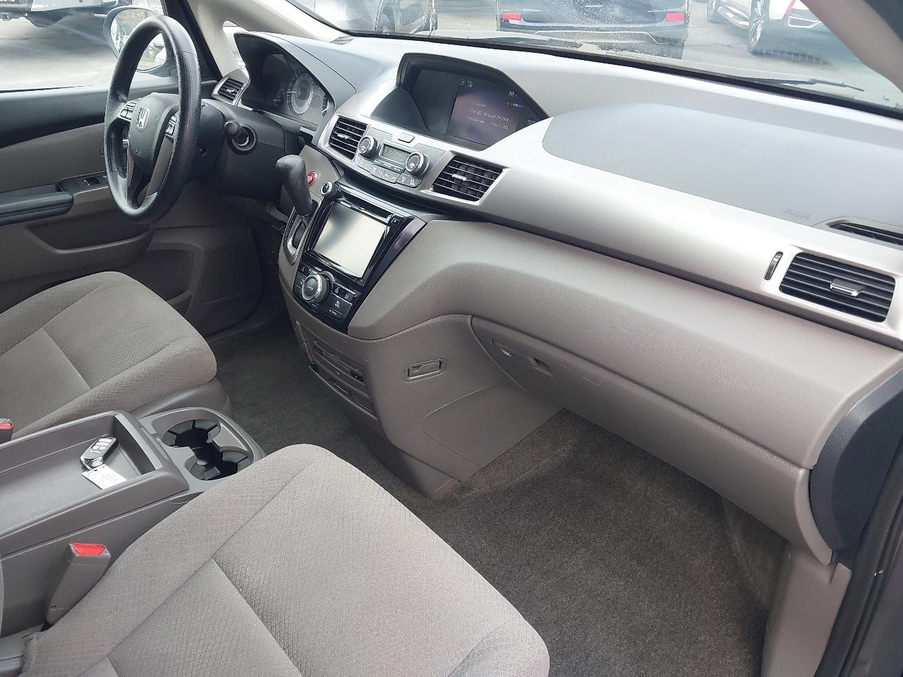 Honda Odyssey 5dr SE 2016