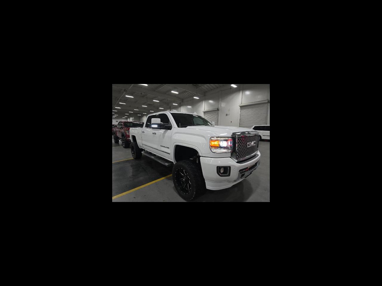GMC Sierra 2500HD 4WD Crew Cab 153.7" Denali 2016