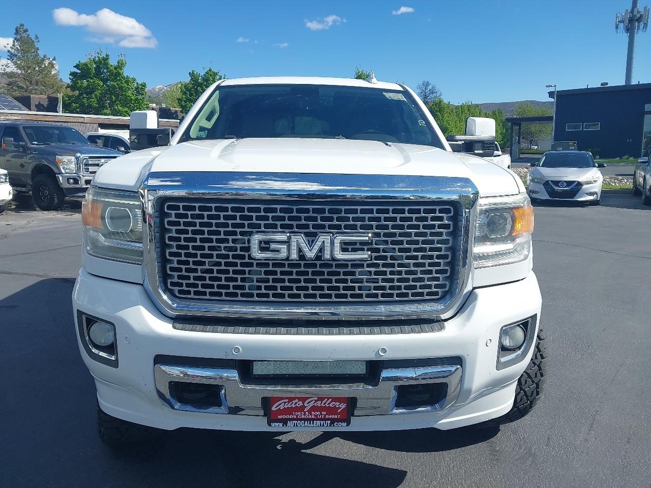 GMC Sierra 2500HD 4WD Crew Cab 153.7" Denali 2016