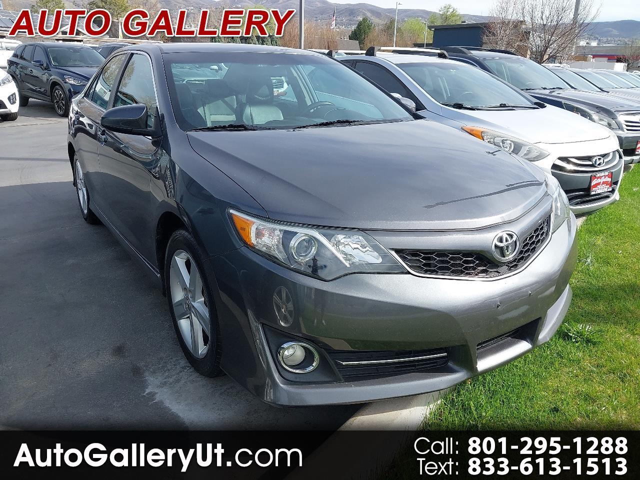 2013 Toyota Camry 4dr Sdn I4 Auto SE (Natl)