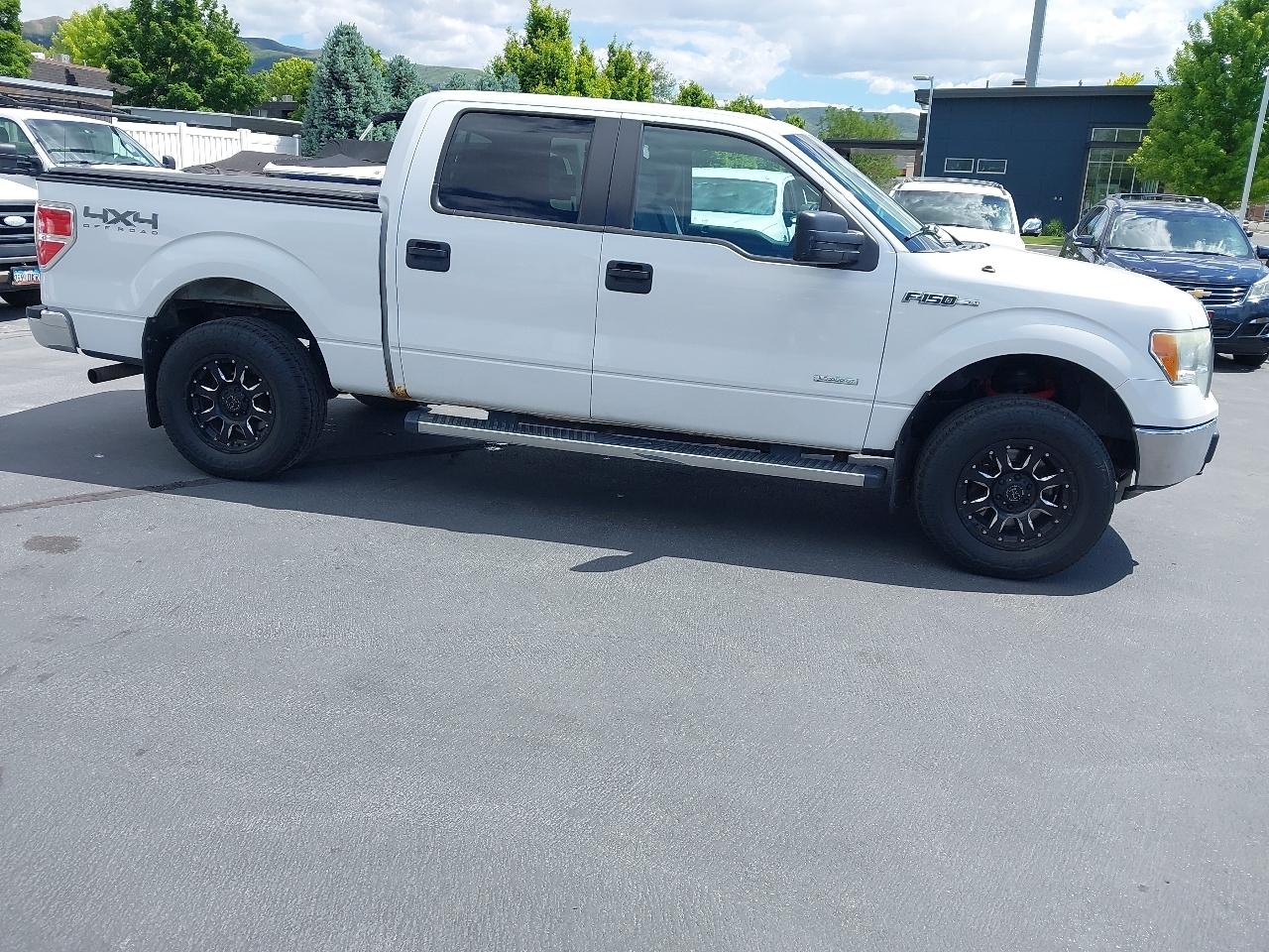 Ford F-150 4WD SuperCrew 145" XLT 2012