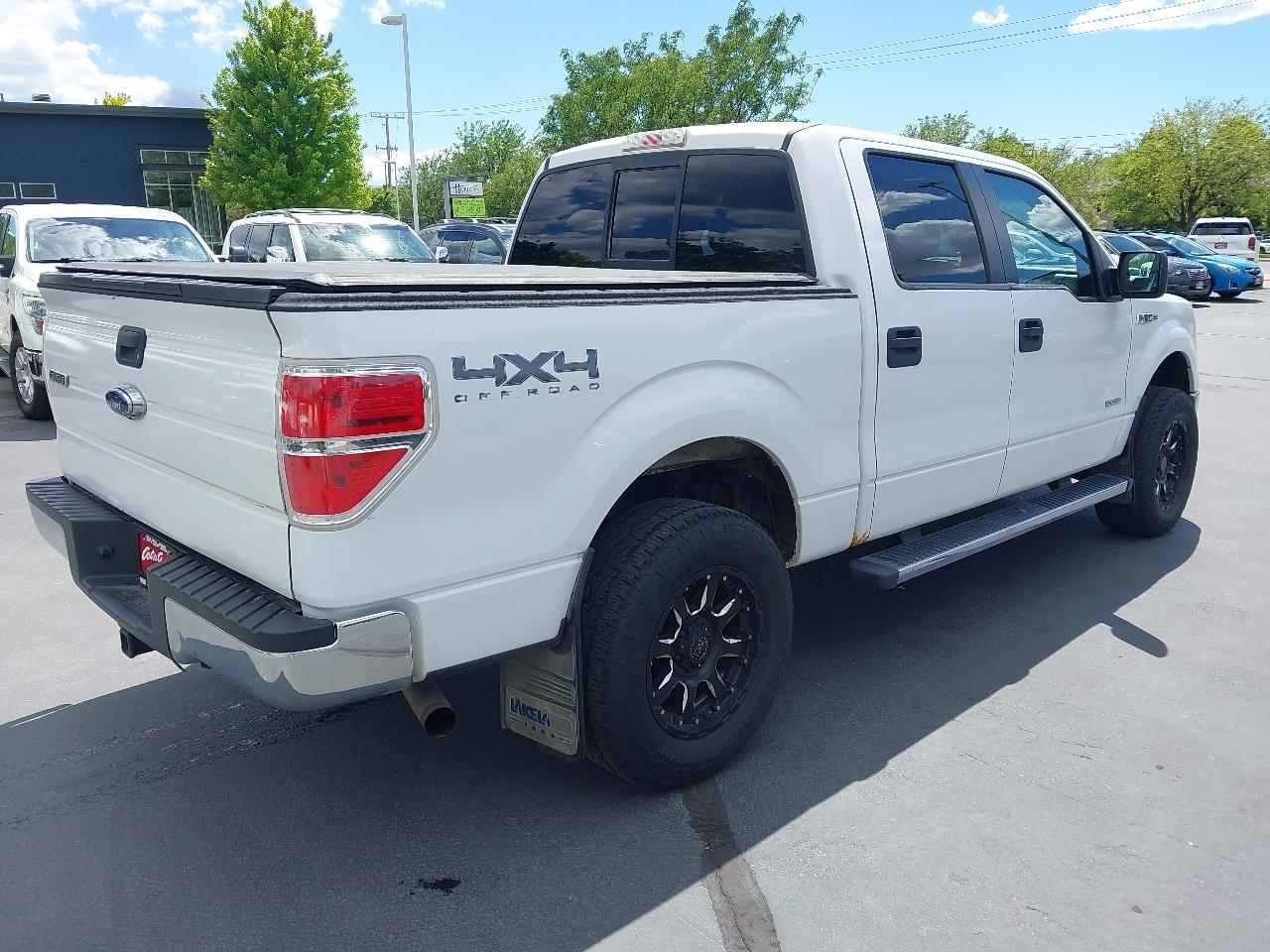 Ford F-150 4WD SuperCrew 145" XLT 2012