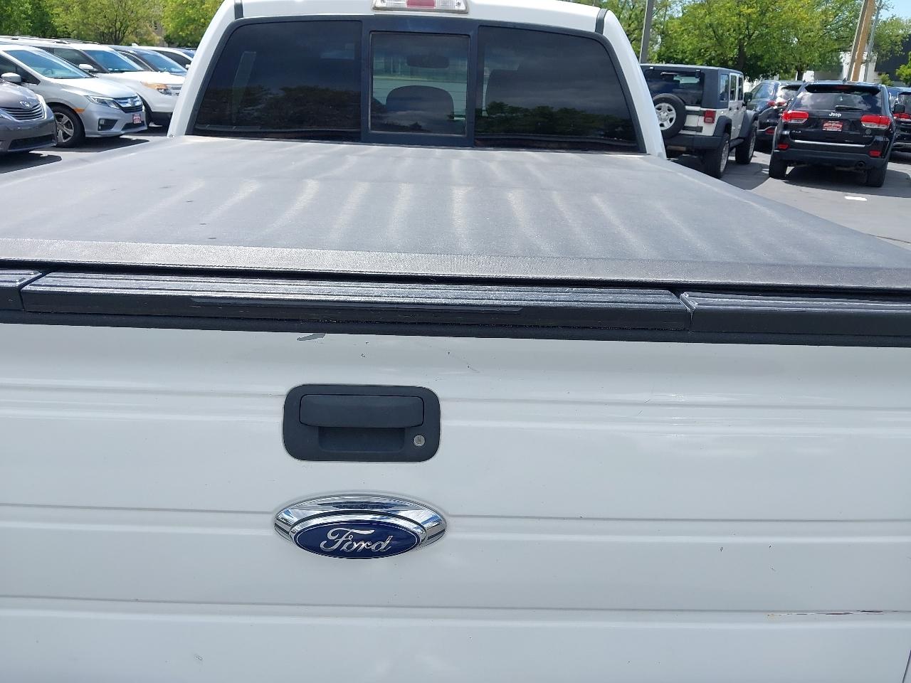Ford F-150 4WD SuperCrew 145" XLT 2012