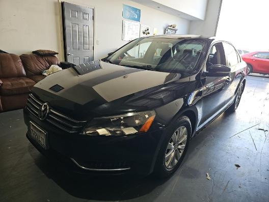 Volkswagen Passat 4dr Sdn 1.8T Auto Wolfsburg Ed PZEV *Ltd Avail* 2015