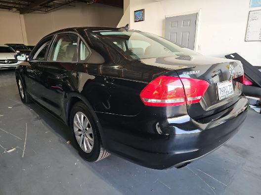 Volkswagen Passat 4dr Sdn 1.8T Auto Wolfsburg Ed PZEV *Ltd Avail* 2015