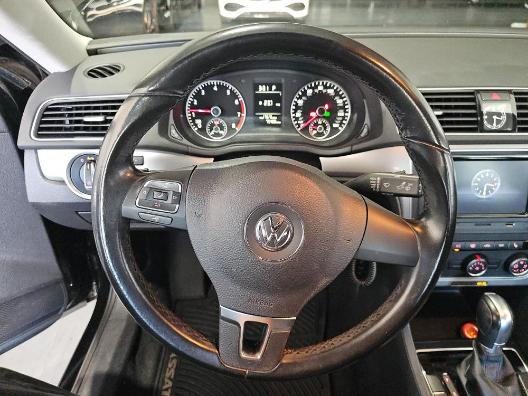 Volkswagen Passat 4dr Sdn 1.8T Auto Wolfsburg Ed PZEV *Ltd Avail* 2015