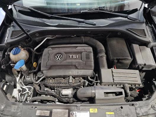 Volkswagen Passat 4dr Sdn 1.8T Auto Wolfsburg Ed PZEV *Ltd Avail* 2015