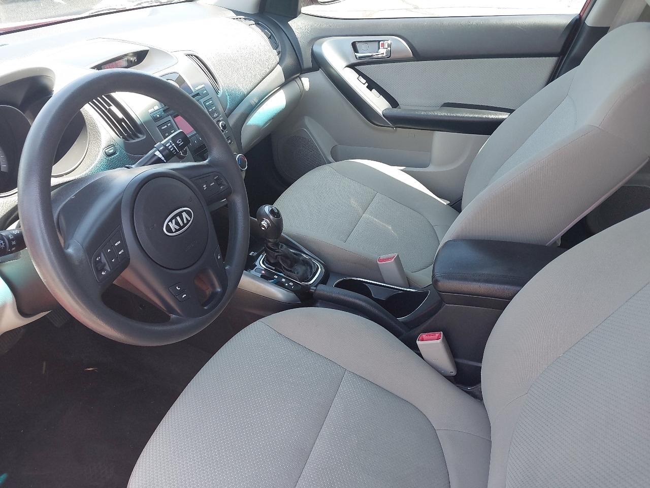Kia Forte 4dr Sdn Auto EX 2013