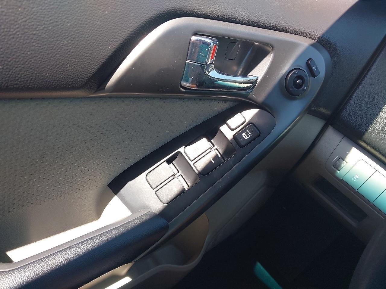 Kia Forte 4dr Sdn Auto EX 2013